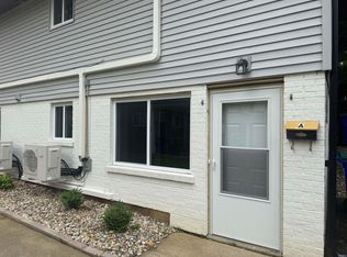 423 Cypress St #A, Newburgh, IN 47630