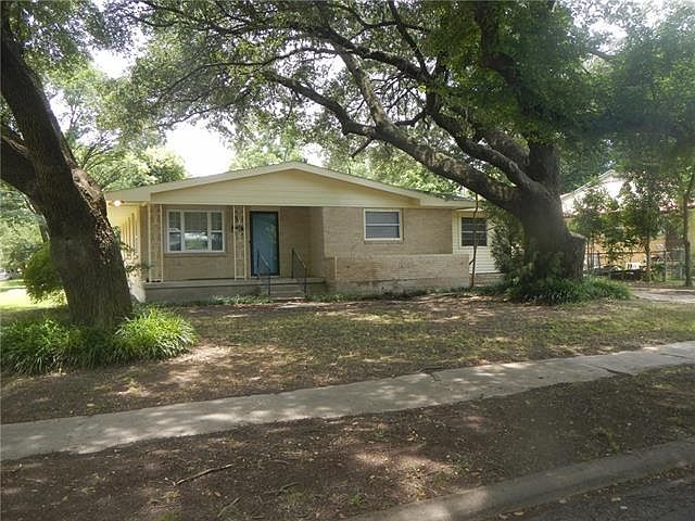 1st image of 1810 Fuller Dr