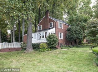 1047 N McKinley Rd, Arlington, VA 22205