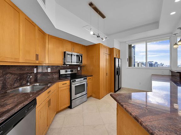 2nd image of 6422 Collins Ave Ph 4