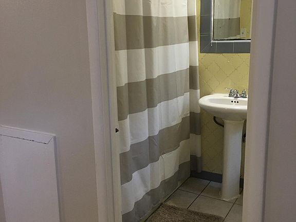 5th image of 1434 Saint Andrew St APT 4