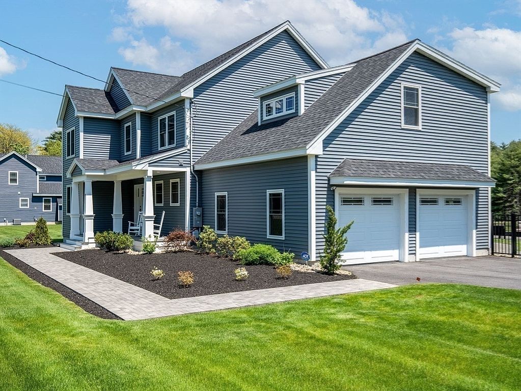 19 Warren St, MA 01833 Zillow