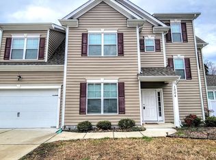 1004 Ekaterina Ct, Chesapeake, VA 23322