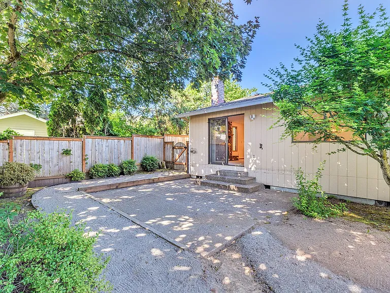 6540 SW 204th Pl — Photo 23