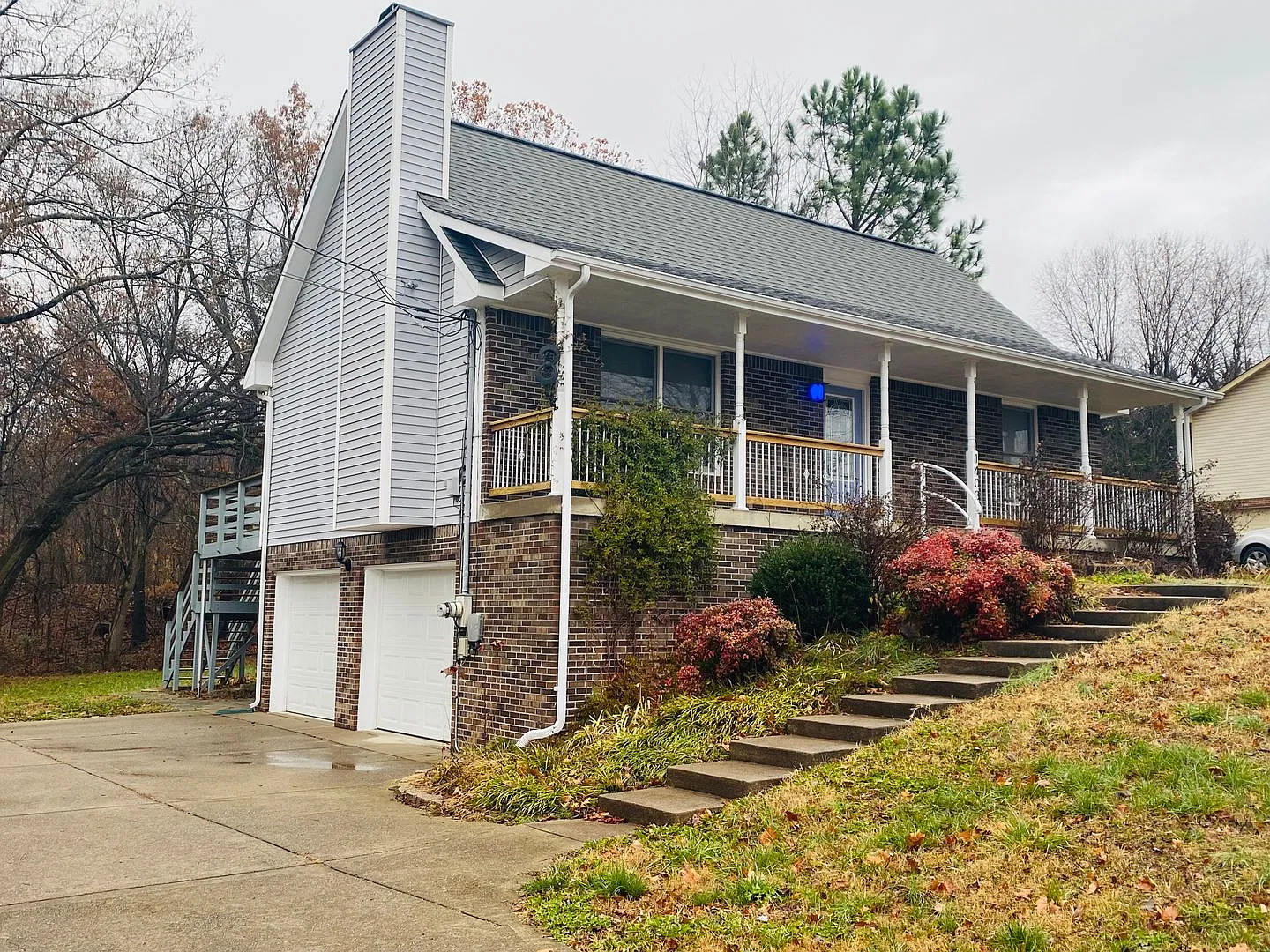 Large 2-Story Home — Photo 2