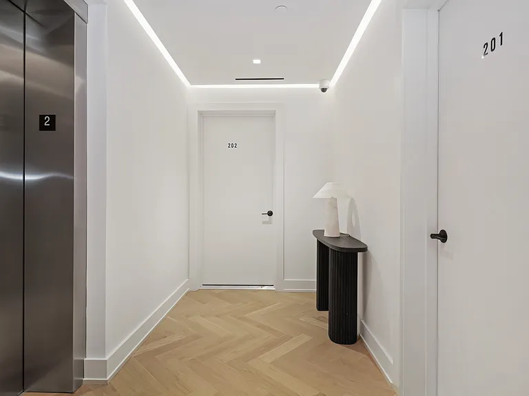 116 Sherman St — Photo 22