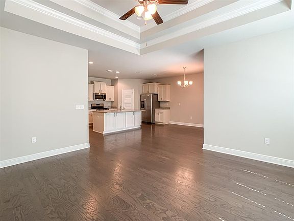 5th image of 9151 Brookline Dr