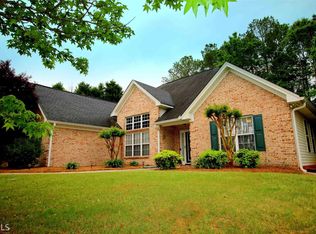 240 Rose Walk Dr, Covington, GA 30016
