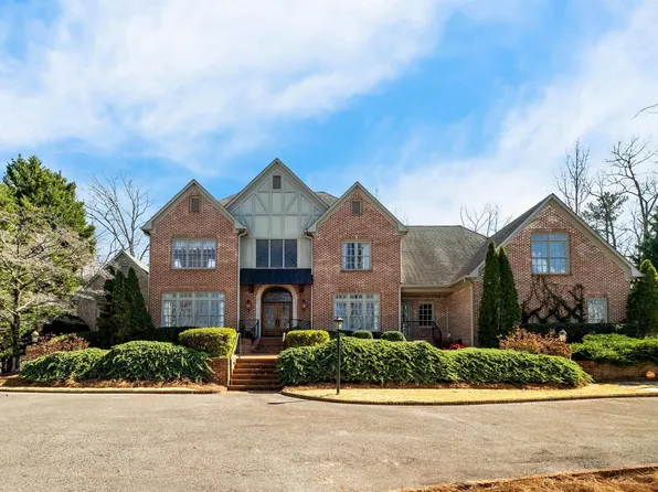 537 Castlebridge Ln, Birmingham, AL 35242