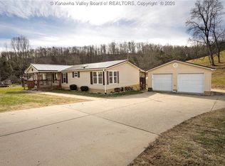 383 Kilgore Rd, Scott Depot, WV 25560