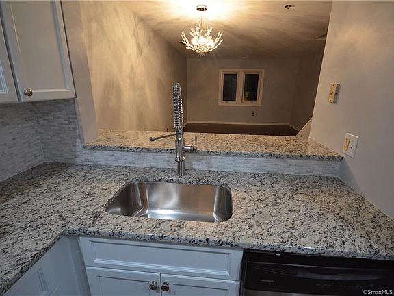 5th image of 2660 North Ave #210