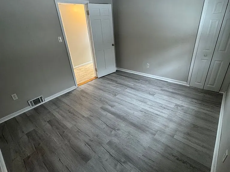 2840 Josephine St — Photo 7