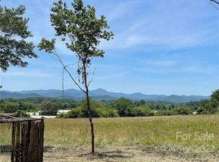 76 Pisgah Heights Ln, Hendersonville, NC 28791
