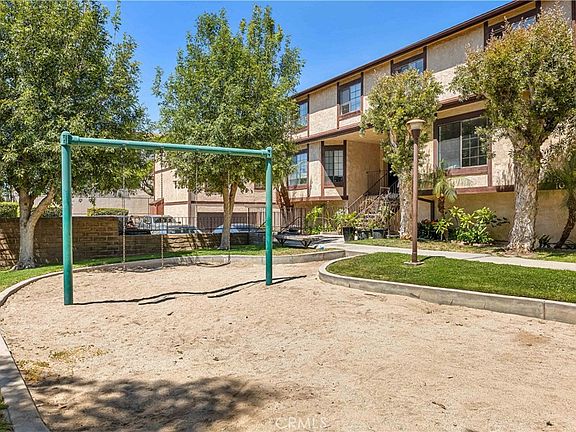 3rd image of 515 W Gardena Blvd Unit 27