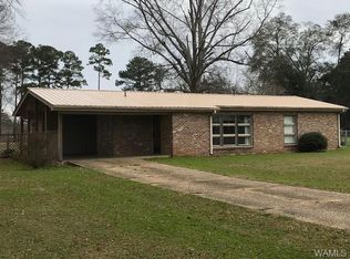 252 Griffin Cir, Moundville, AL 35474