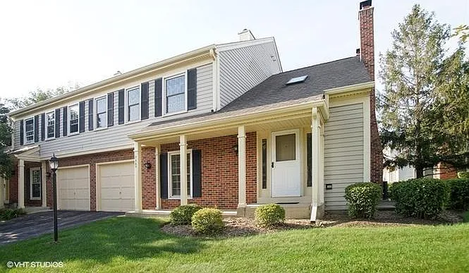2565 College Hill Cir — Photo 1