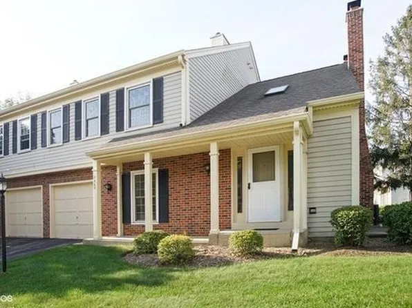 2565 College Hill Cir, Schaumburg, IL 60173