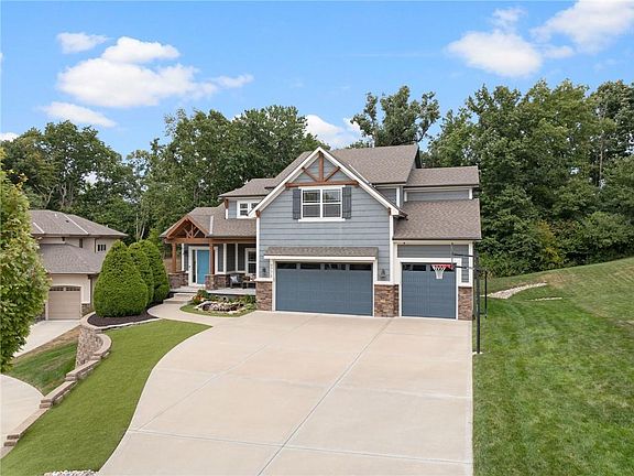 2nd image of 9778 Apple Blossom Ln