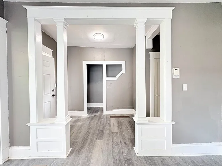 218 Kevin Pl — Photo 8