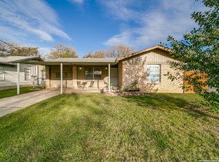 429 W Byrd Blvd, Universal City, TX 78148