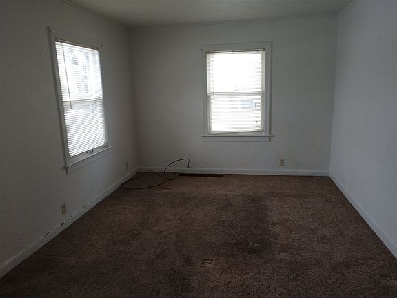 4th image of 1212 Taylor St