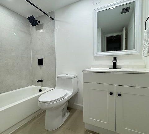 5th image of 531 Shady Pine Way APT C2