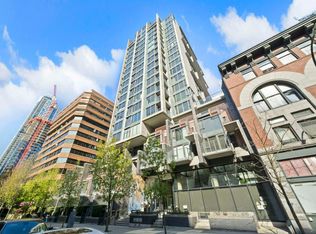 1133 Hornby St #903, Vancouver, BC V6Z 1W1