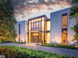 410 Chain Bridge Rd, Mc Lean, VA 22101