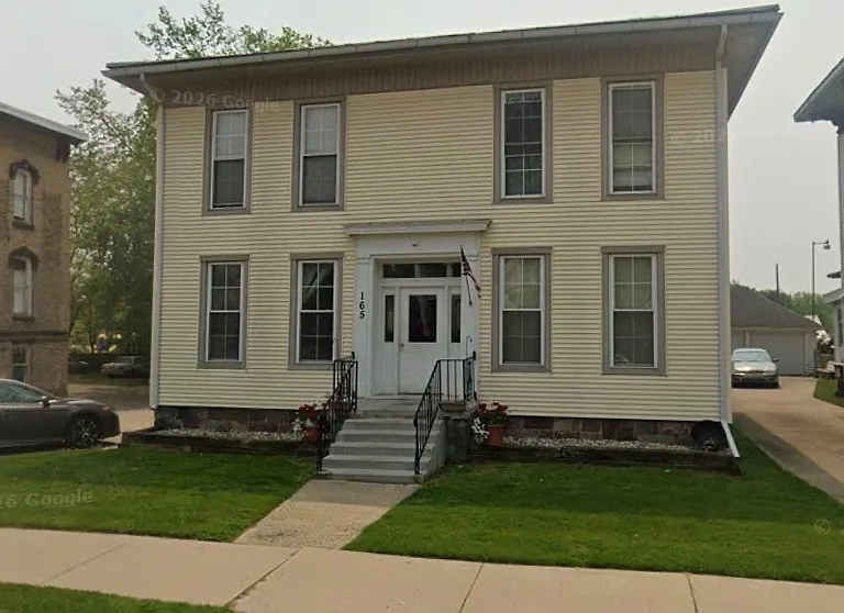 165 E Main St #1 — Photo 1