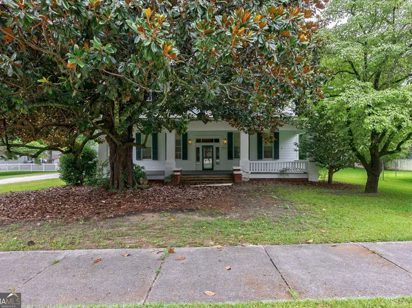 99 W Main St, Gibson, GA 30810