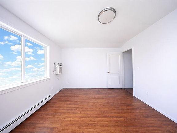 5th image of 89A Mapleton Ave