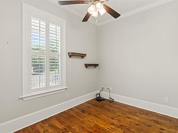 4th image of 731 Navarre St