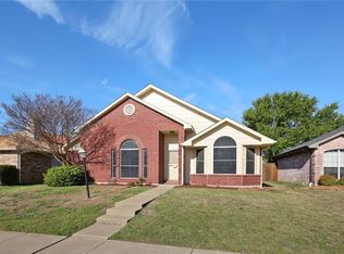 2105 Silverthorn Ln, Flower Mound, TX 75028
