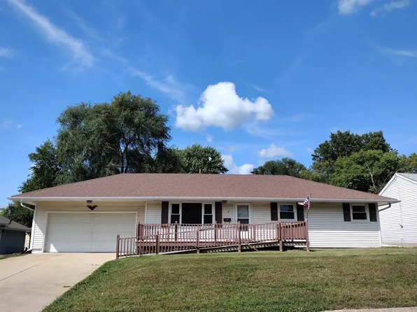 312 E 11th St, Pecatonica, IL 61063
