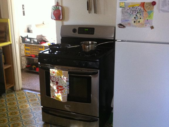 5th image of 2080 Yale St #A