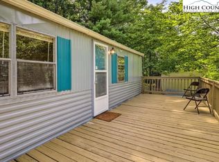 29 Windy Hill Rd, Ennice, NC 28623