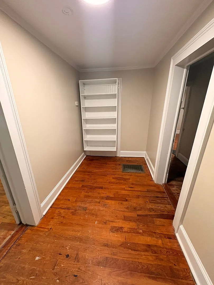 1 Bedroom/1 Bathroom Unit off Macon Highway — Photo 2