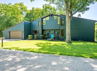 9210 N Frye Rd, Peoria, IL 61615