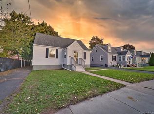 57 Morris Cove Rd, New Haven, CT 06512