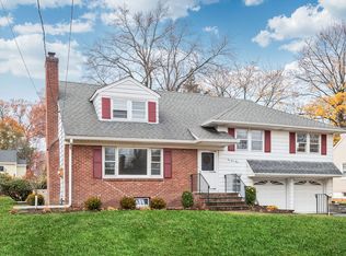 164 Jeffer Ct, Ridgewood, NJ 07450