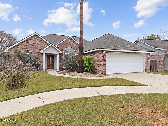 2nd image of 103 Cricklade Ct