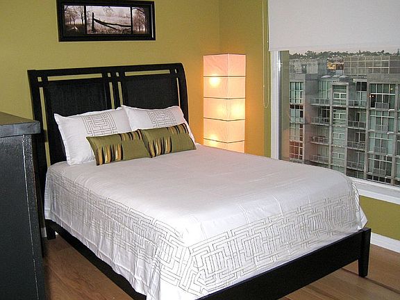4th image of 427 9th Ave Unit 1001