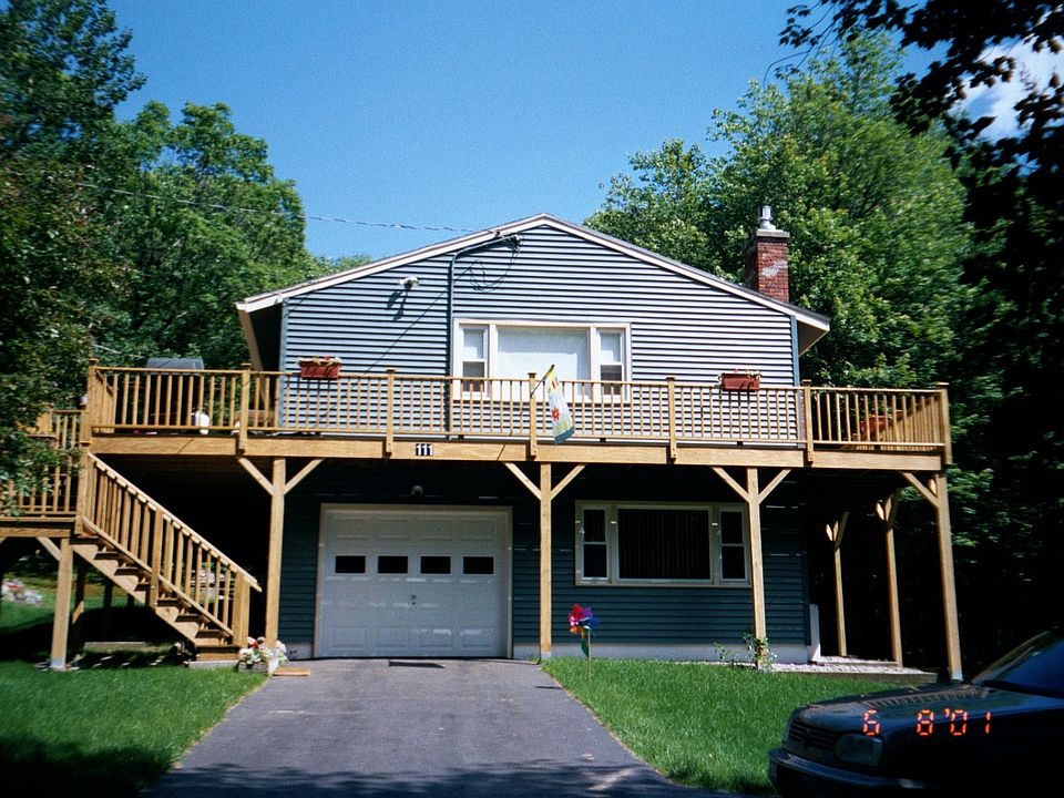 2nd image of 111 Keith Hill Rd