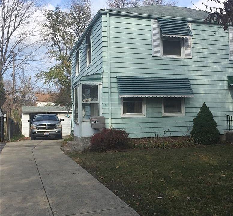 1st image of 21611 Crystal Ave
