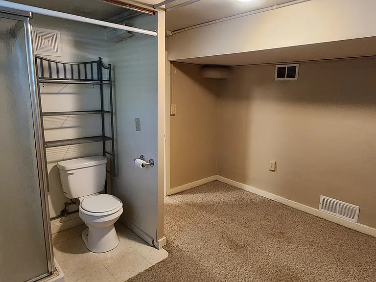 522 W Hayes St #B — Photo 3