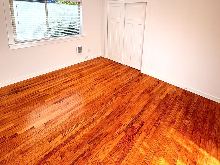 2345 Minor Ave E #17 — Photo 15
