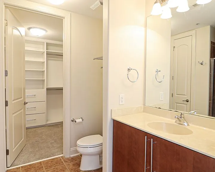 4625 Piedmont Row #402 — Photo 11