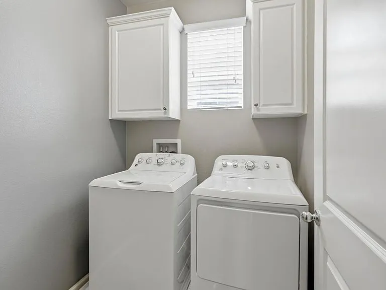477 Prosperity Dr — Photo 20