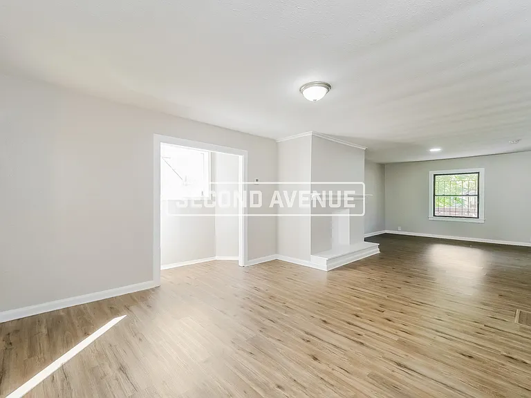 2723 Park Ave — Photo 4