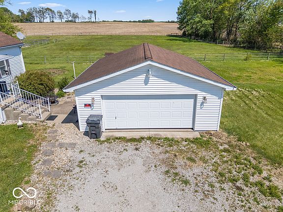 5th image of 10557 N Us Highway 31
